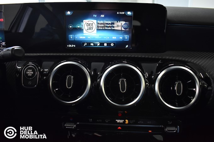 MERCEDES-BENZ A 180 d Automatic Business Extra